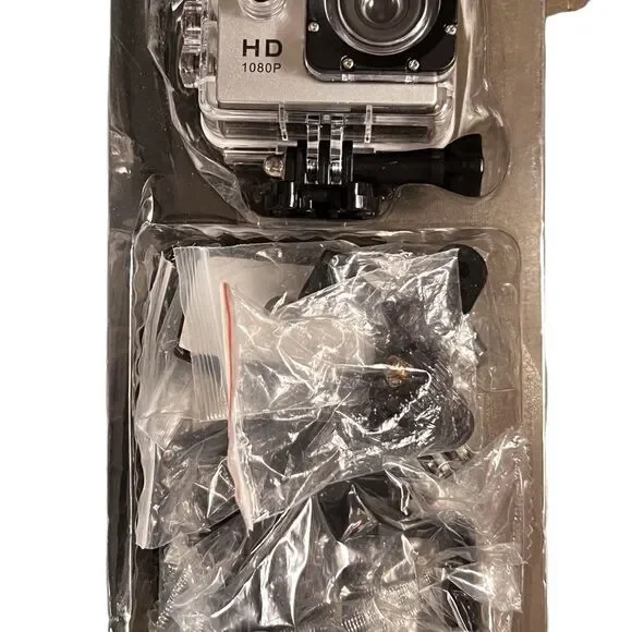 NWT/B sports camera (damaged box) - Picture 4 of 16